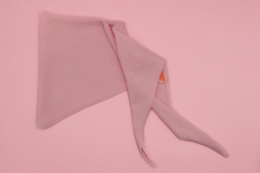 100% cashmere triangle scarf - pink