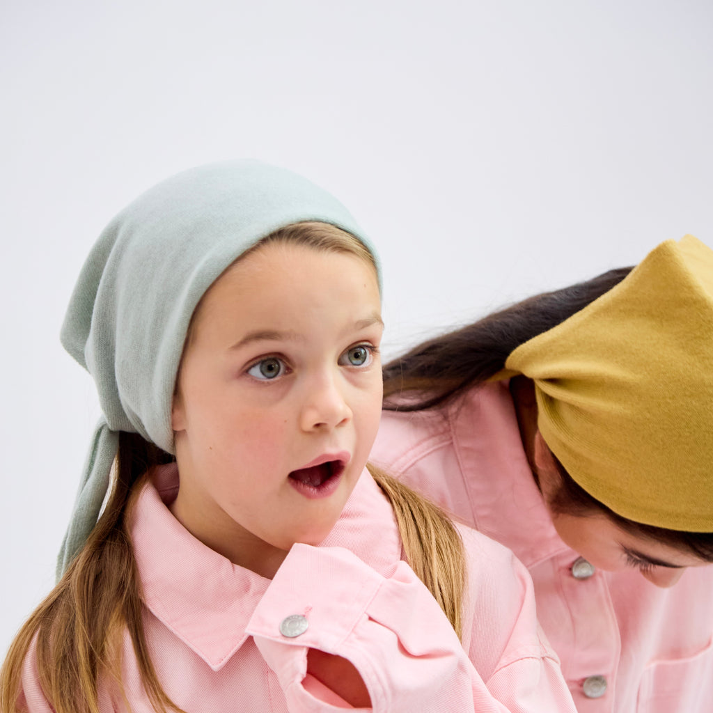 100% Cashmere triangle scarf - sage