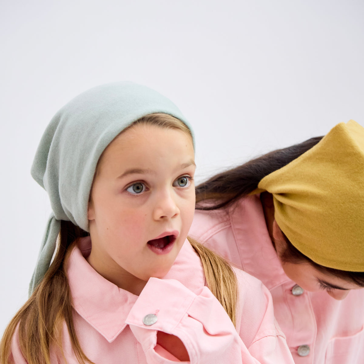 100% Cashmere triangle scarf - sage