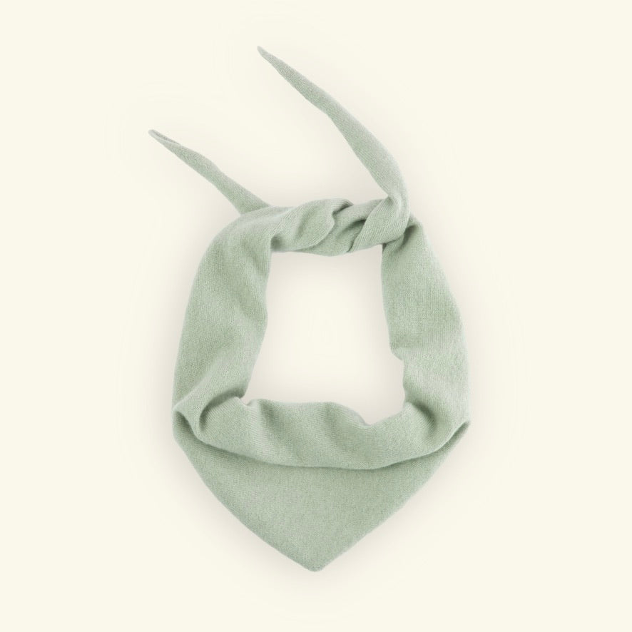 100% Cashmere triangle scarf - sage