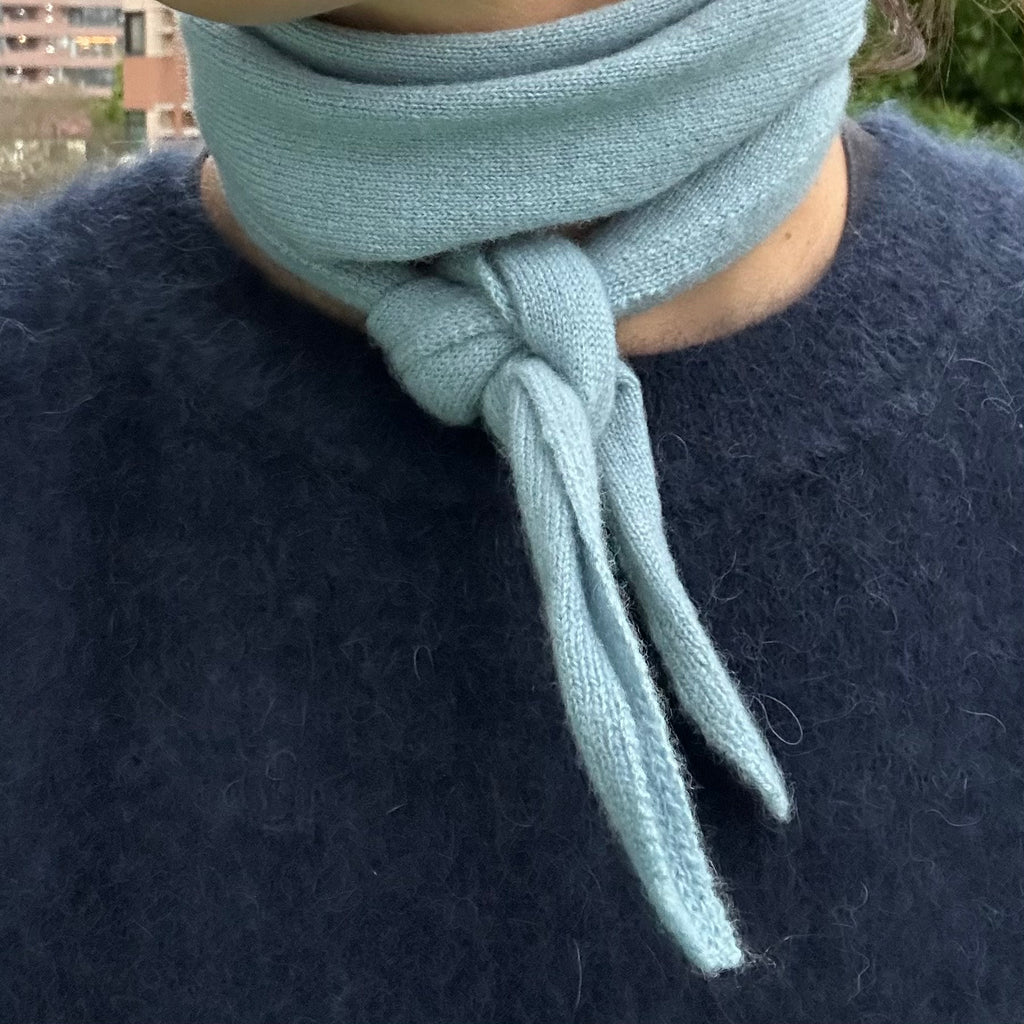 Dreieckstuch aus 100% Kaschmir - blau
