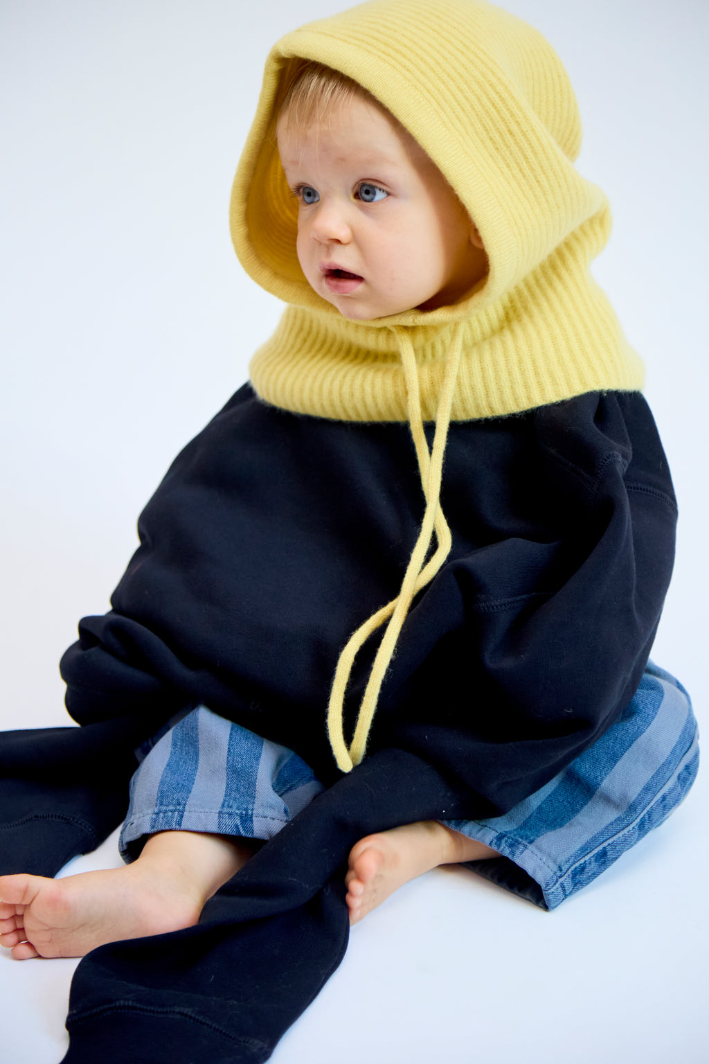 Balaclava made of 100% cashmere - yellow