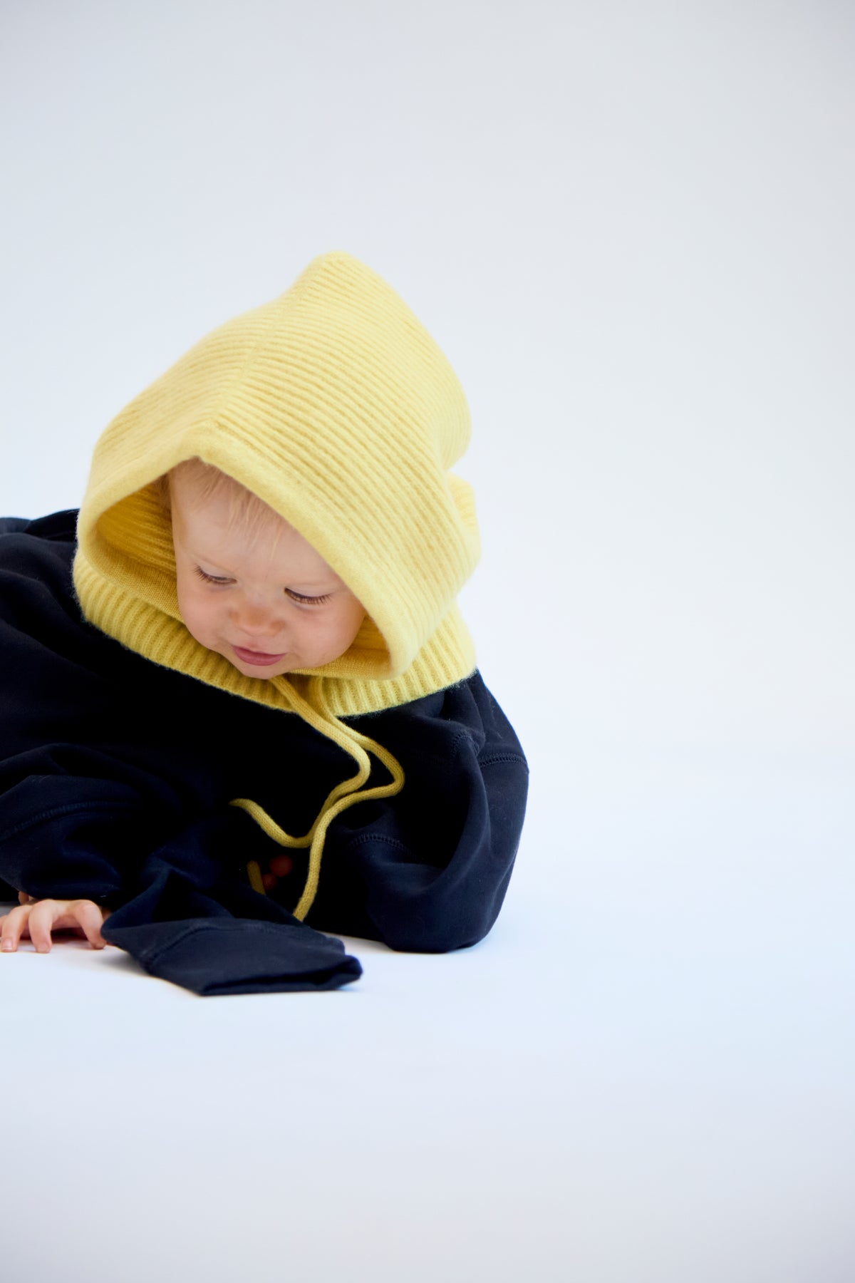 Balaclava made of 100% cashmere - yellow
